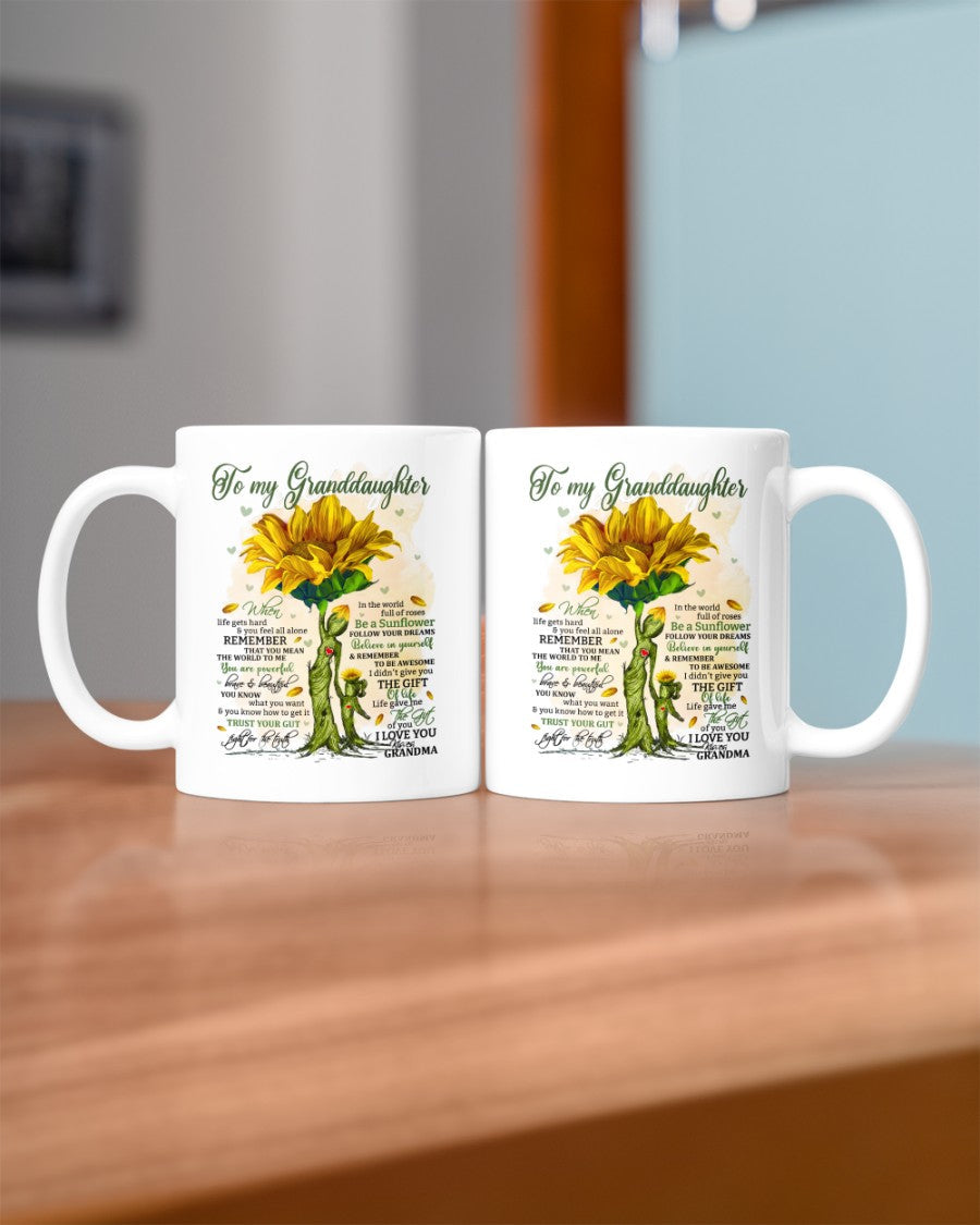 TO GRANDDAUGHTER MUG 02 - GIFT FROM GRANDMA - TIEN00